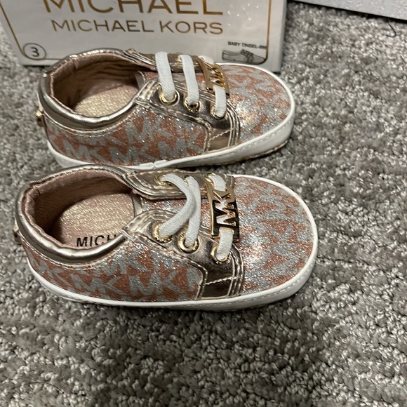 Michael Kors Baby Tinsel Infant Sneakers. Size 3. - Picture 3 of 5